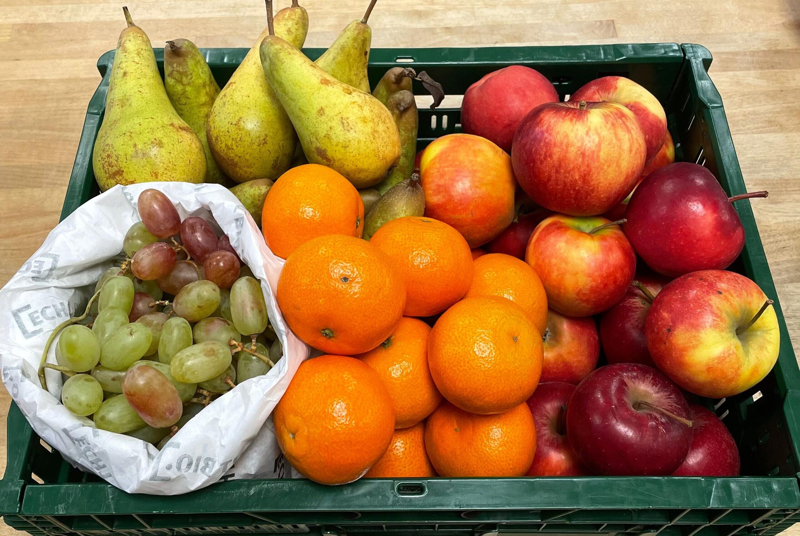 Kleine BIO-Obstkiste für Ihr Unternehmen – für 5 bis 10 Personen – Naturkost Mühle